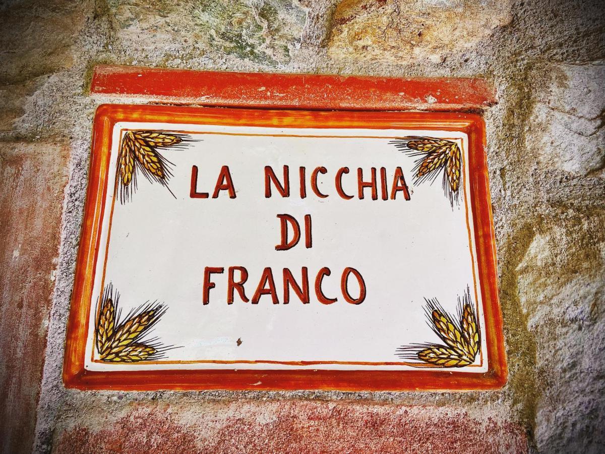 فيلا مونتينيوزوفي La Nicchia Di Franco المظهر الخارجي الصورة